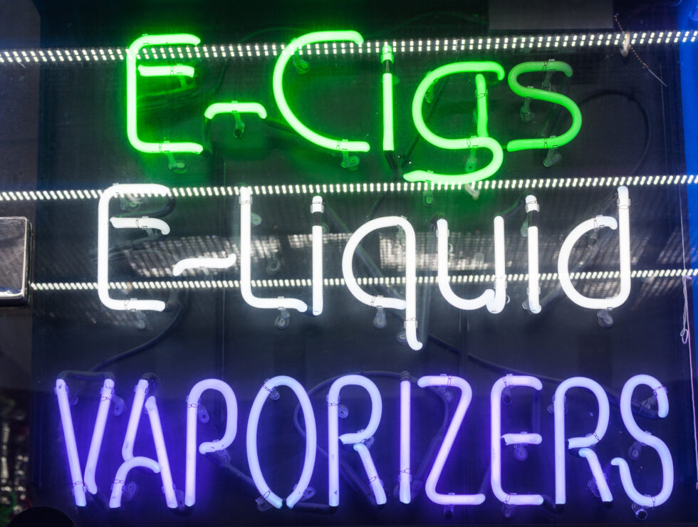 Can Vape Shops Advertise Vapes for Sale Online? Anthony Jones