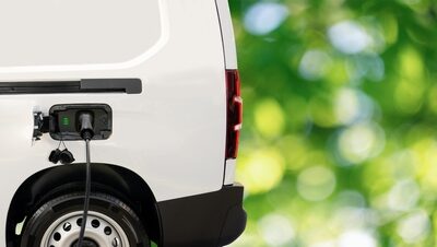 Government Announces New Driving Licence Rules for Electric Vans